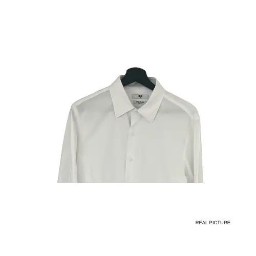 uniqlo_white.webp