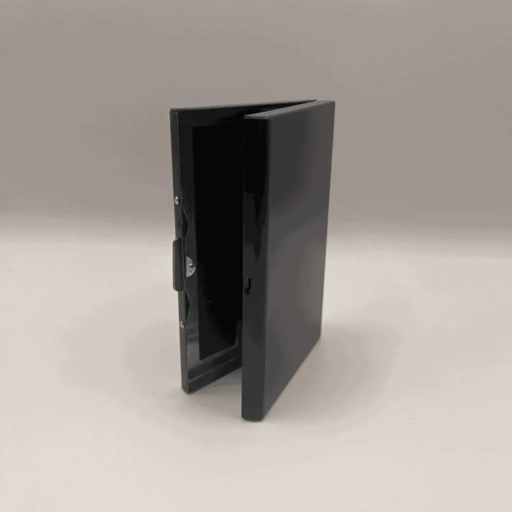 card_holder.webp