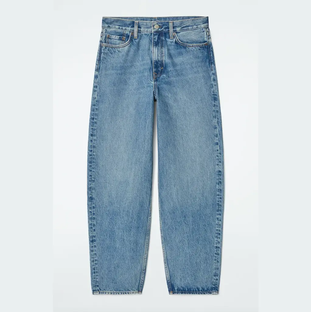 COS – Arch Tapered Jeans – Size 30